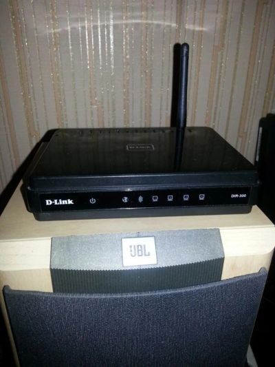 Лот: 5201101. Фото: 1. Ветеран интернета. WI-FI роутер... WiFi, Bluetooth адаптеры