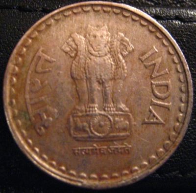 Лот: 9445459. Фото: 1. 5 рупий 1999 Индия (494). Азия