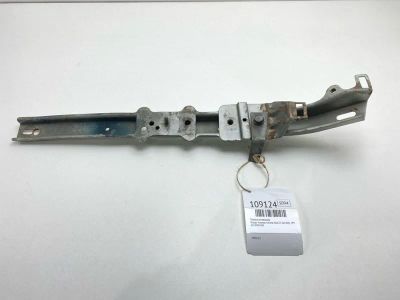 Лот: 25223852. Фото: 1. Планка телевизора Nissan Vanette... Двигатель и элементы двигателя
