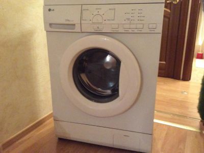 Лот: 9353267. Фото: 1. Машина стиральная LG 3,5 кг. Стиральные машины