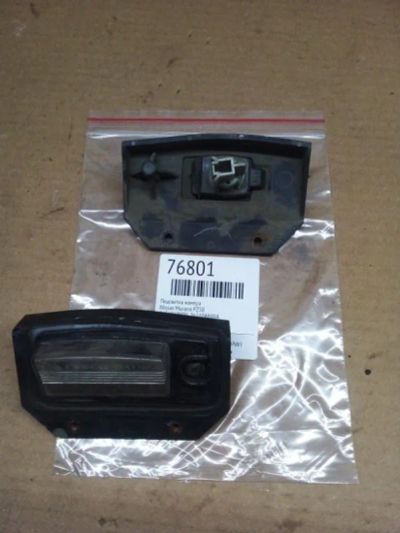 Лот: 21404133. Фото: 1. подсветка номера Nissan Murano... Двигатель и элементы двигателя