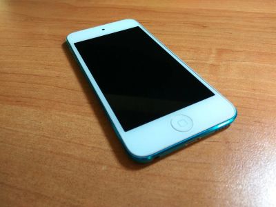 Лот: 8702708. Фото: 1. Apple ipod touch 5, 32gb, РСТ. Плееры