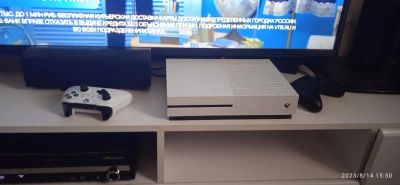 Лот: 20714468. Фото: 1. Xbox One s 1tb. Игровые приставки, консоли