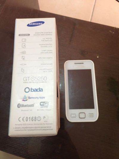 Лот: 3053272. Фото: 1. SAMSUNG GT-S5250 ПОЛНЫЙ КОМПЛЕКТ... Смартфоны