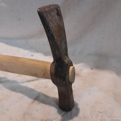 Лот: 18263746. Фото: 1. Молоток по кирпичу СССР. Ручной инструмент