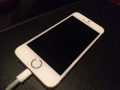 Лот: 6371468. Фото: 1. iPhone5s. Смартфоны