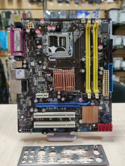 Лот: 20671912. Фото: 1. Мат. плата ASUS P5KPL-AM /LGA775... Материнские платы