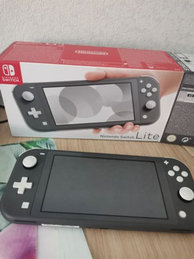 Лот: 16878231. Фото: 1. Nintendo switch lite на гарантии. Игровые приставки, консоли