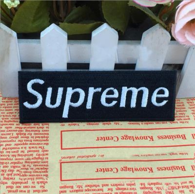 Лот: 9609501. Фото: 1. Патч,нашивка Supreme. Другое (одежда, обувь, галантерея)
