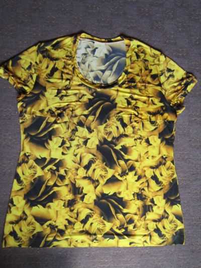 Лот: 14348981. Фото: 1. блузка, желтые розы, р.52/54. Блузы, рубашки