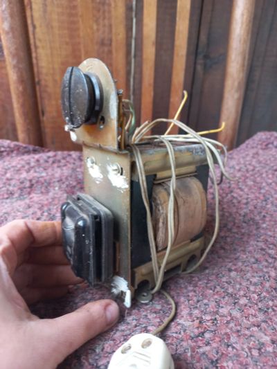 Лот: 19623301. Фото: 1. Электроштука с розеткой. Трансформаторы, катушки