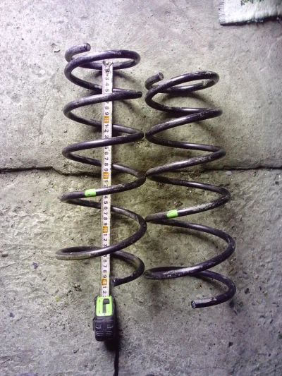 Лот: 7522630. Фото: 1. Пружины (задние) Subaru forester... Ходовая, подвеска, рулевое управление