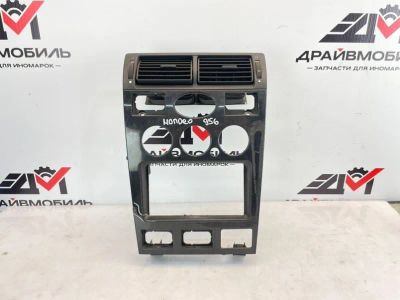 Лот: 25704888. Фото: 1. рамка магнитолы Ford Mondeo B4Y. Двигатель и элементы двигателя