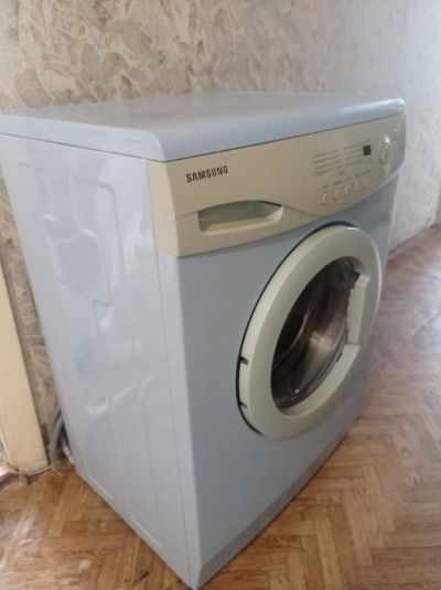 Лот: 17898543. Фото: 1. Стиральная машинка Samsung неисправна... Стиральные машины