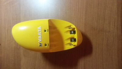 Лот: 5454530. Фото: 1. Зарядное устройство VARTA 57062... Зарядные устройства, блоки питания для бытовой техники