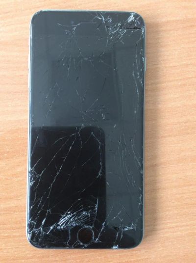 Лот: 7845047. Фото: 1. Продам Iphone 6s plus 64gb. (разбитый... Смартфоны