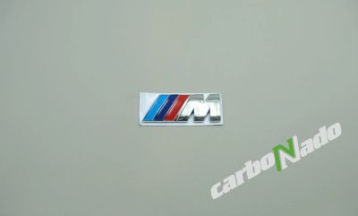 Лот: 17232638. Фото: 1. Шильдик самоклеящийся M BL-002A. Детали тюнинга