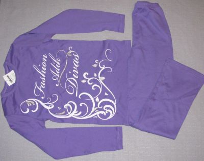 Лот: 7196402. Фото: 1. пижама новая фиолетовая на 12. Одежда для дома
