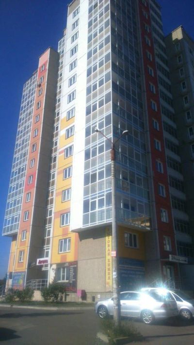 Лот: 2746273. Фото: 1. Сдам 1-комнатннаую 45 м2. Квартиры, студии