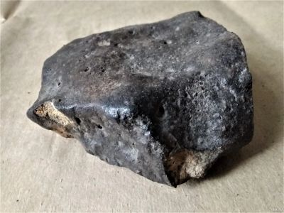 Лот: 14912237. Фото: 1. Метеорит каменный базальт. Минералы и окаменелости
