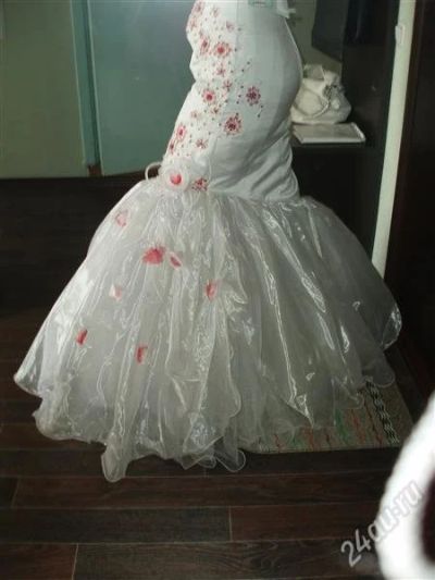 Лот: 2876043. Фото: 1. новое!платье очень необычное для... Свадебные платья