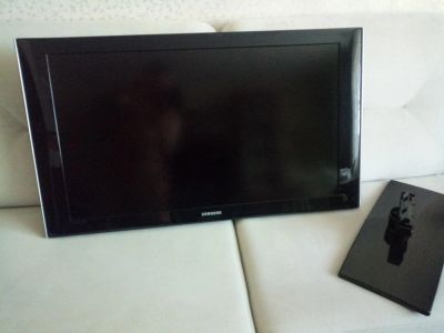Лот: 11197029. Фото: 1. Телевизор Samsung LE40. Телевизоры