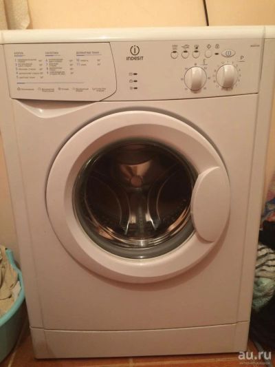 Лот: 8224747. Фото: 1. Стиральная машина Indesit WIUN... Стиральные машины