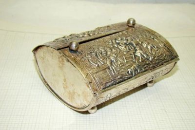 Лот: 11191668. Фото: 1. Шкатулка сигаретница старинная... Предметы интерьера и быта