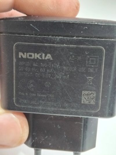 Лот: 25803089. Фото: 1. Зарядное устройство Nokia AC-3E. Зарядные устройства, блоки питания, адаптеры сетевые для смартфонов