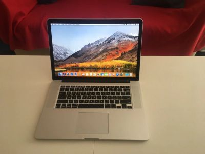 Лот: 14366239. Фото: 1. MacBook Pro 15 дюймов 15г. Ноутбуки