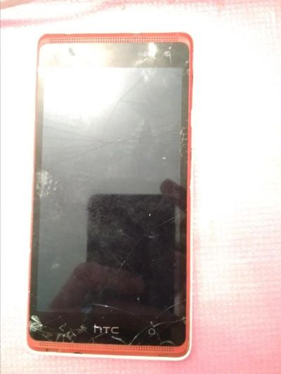 Лот: 11397329. Фото: 1. Смартфон HTC Desire 600 Dual Sim... Смартфоны