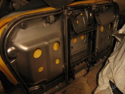 Лот: 1491638. Фото: 1. Сиденье заднее без спинки. Toyota... Салон