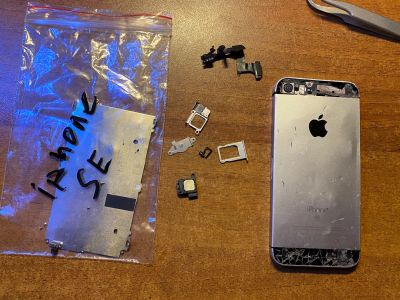 Лот: 15579159. Фото: 1. Apple iPhone SE разбор на запчасти. Микросхемы и платы