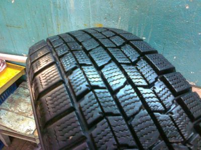 Лот: 3157003. Фото: 1. R16 215/60 ПРОДАМ 2 ШИНЫ Dunlop... Шины