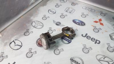 Лот: 24078906. Фото: 1. Шатун Mazda Tribute YF YF0911210. Двигатель и элементы двигателя