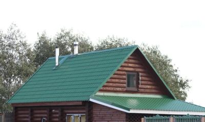 Лот: 16856553. Фото: 1. Металлочерепица цвета зеленый... Кровельные материалы