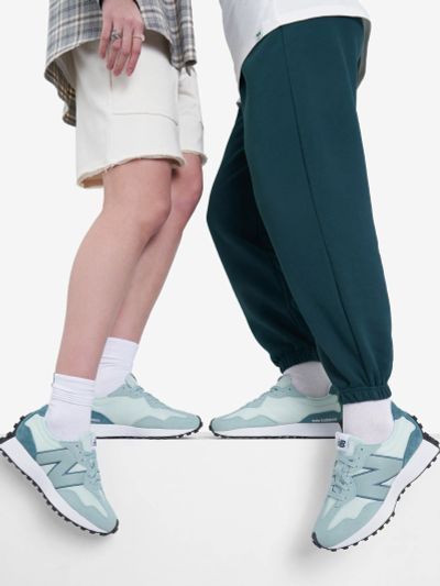 Лот: 24288152. Фото: 1. Кроссовки New Balance 327, Зеленый. Кеды, кроссовки, слипоны