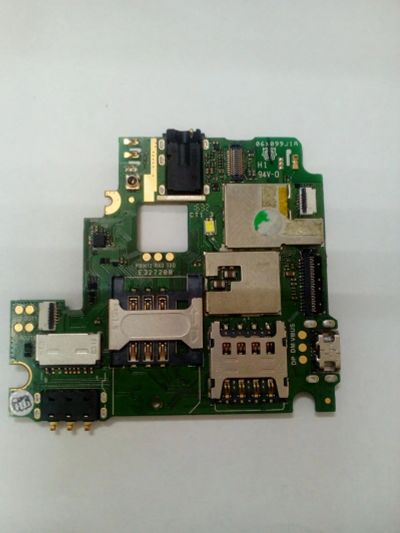 Лот: 12263672. Фото: 1. A405. Micromax Q326 . Системная... Микросхемы и платы
