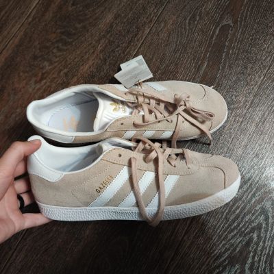 Лот: 22389923. Фото: 1. Кеды adidas gazelle 39-40. Кеды, кроссовки, слипоны