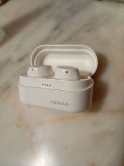Лот: 22559558. Фото: 1. Блютуз наушники Nokia. Наушники, гарнитуры