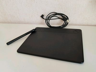 Лот: 11308546. Фото: 1. Графический планшет wacom Intuos... Другое (периферия)