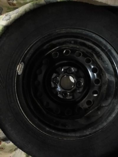 Лот: 17665037. Фото: 1. Диски штампованные R13. Шины