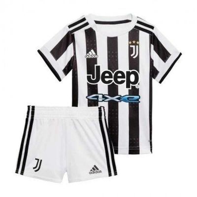 Лот: 18899331. Фото: 1. Футбольная форма Adidas FC Juventus... Форма