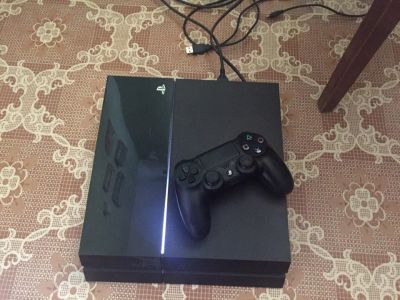 Лот: 9007010. Фото: 1. Sony Playstation 4. Игровые приставки, консоли