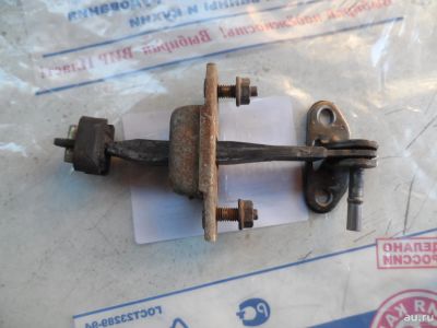 Лот: 9183996. Фото: 1. Ограничитель двери Toyota Carina... Кузов