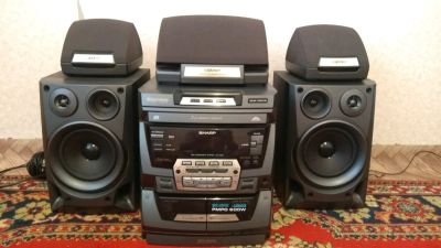 Лот: 10975293. Фото: 1. Музыкальный центр SHARP CD-C480W. Музыкальные центры, магнитолы