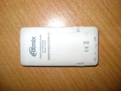 Лот: 4057495. Фото: 1. Продам плеер Ritmix RF-4550 4Gb. Плееры