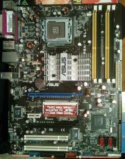 Лот: 3619693. Фото: 1. Asus P5N-E SLI LGA775 4xDDR2 неработают... Материнские платы