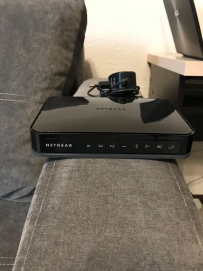 Лот: 12082122. Фото: 1. Роутер Netgear. Маршрутизаторы (роутеры)