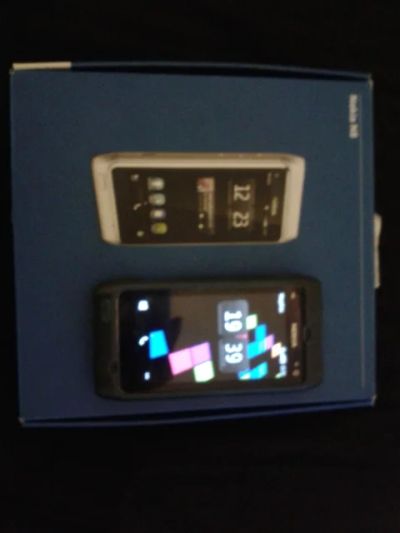 Лот: 3728754. Фото: 1. Nokia N8. Кнопочные мобильные телефоны